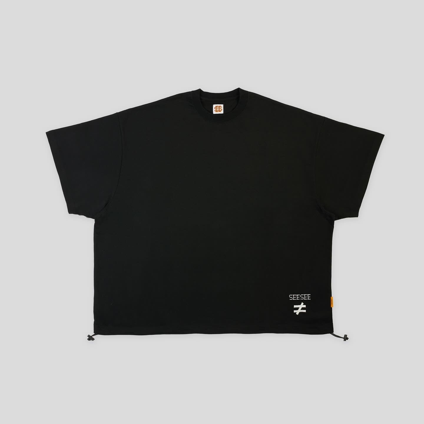 SEE SEE SUPER BIG DRAWSTRINGS SS TEE (HNGR)