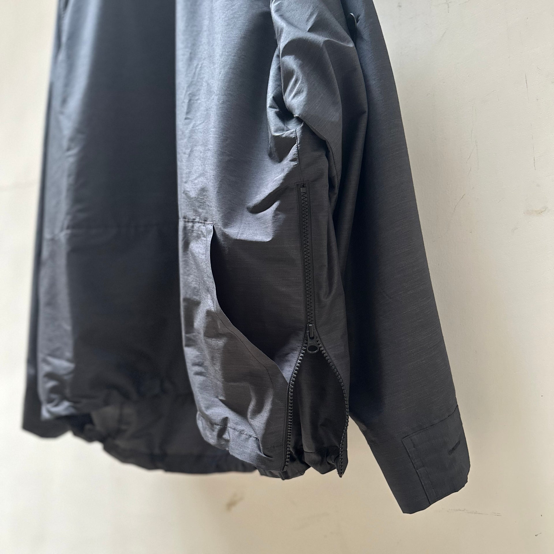 UNTRACE 24AW _111 LUMILET GAME SHIRT